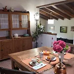 Casa Benjamin Nyaraló Oviedo