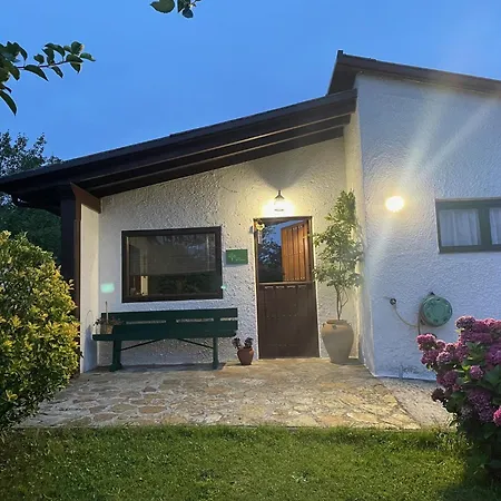 Nyaraló Casa Benjamin Oviedo